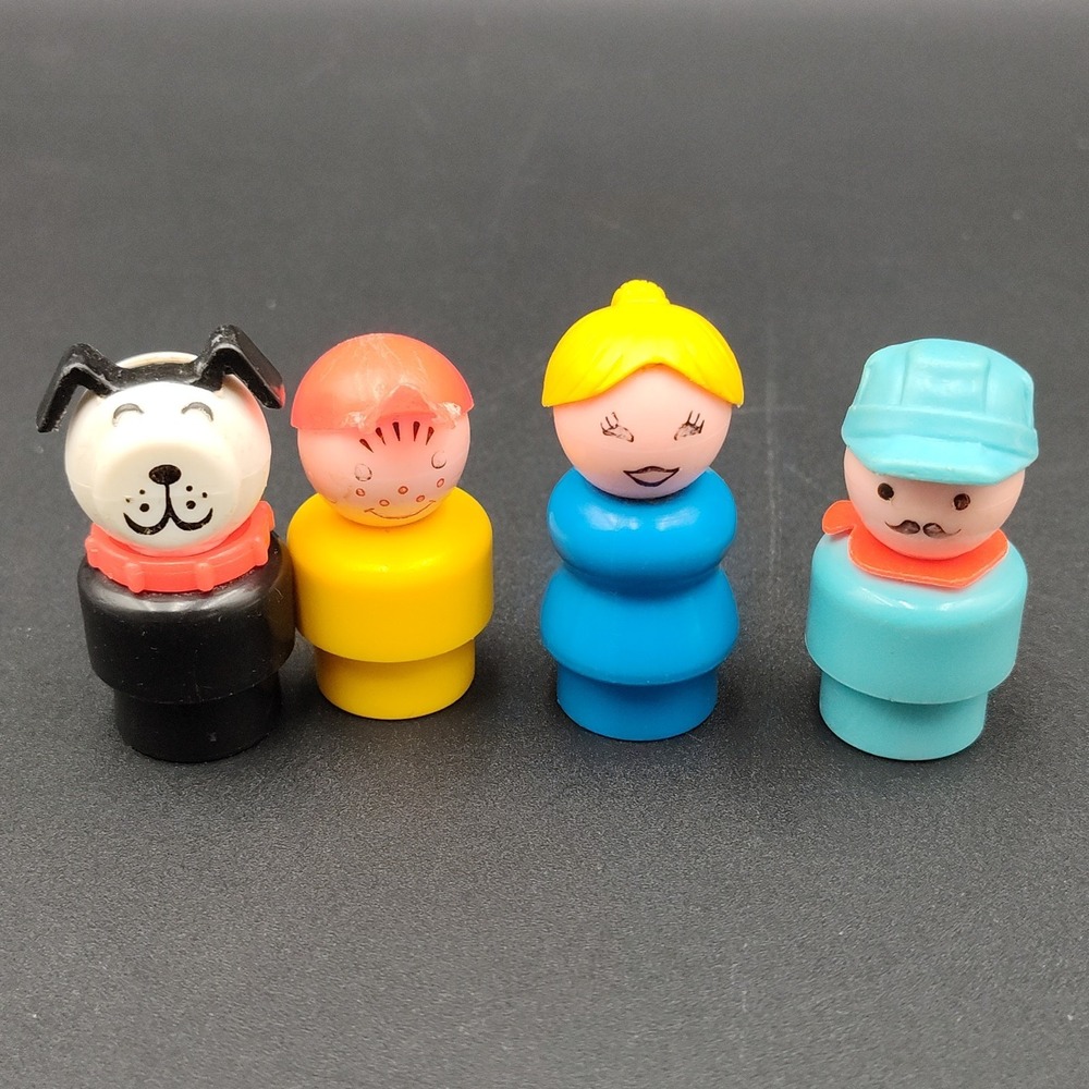Set-4 Fisher Price Little People VTG Train Conductor Mom Boy Dog Collectabl📸👀 - Picture 16 of 16
